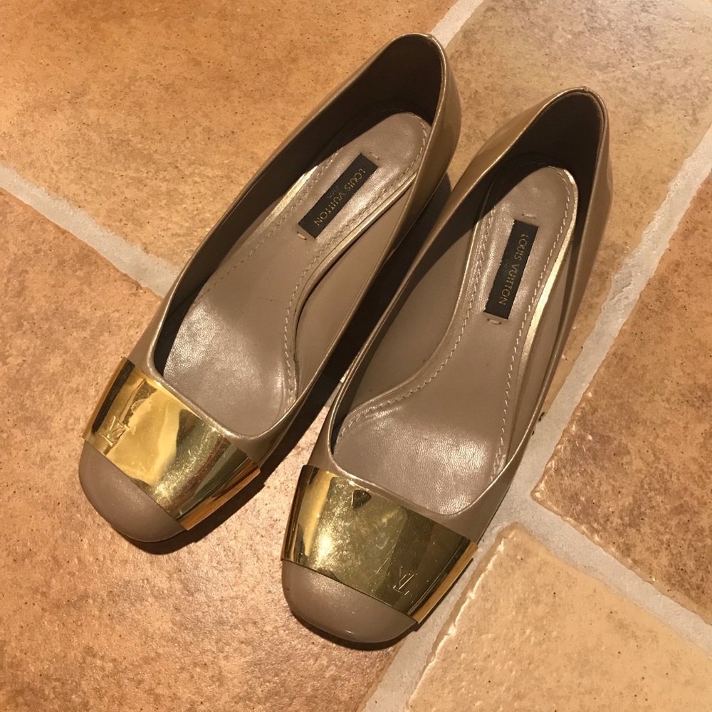 Louis Vuitton Vintage Heels - Picture 2 of 6